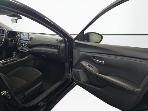 Used 2024 Nissan Sentra SV FWD image 41