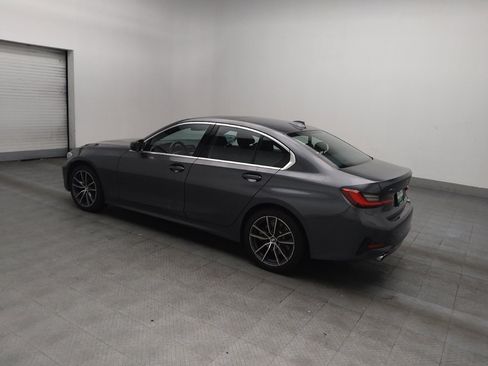 Used 2019 BMW 330i xDrive Sedan w/ Convenience Package AWD/4WD image 3