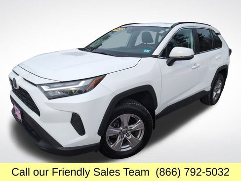 Certified 2022 Toyota RAV4 XLE image 1