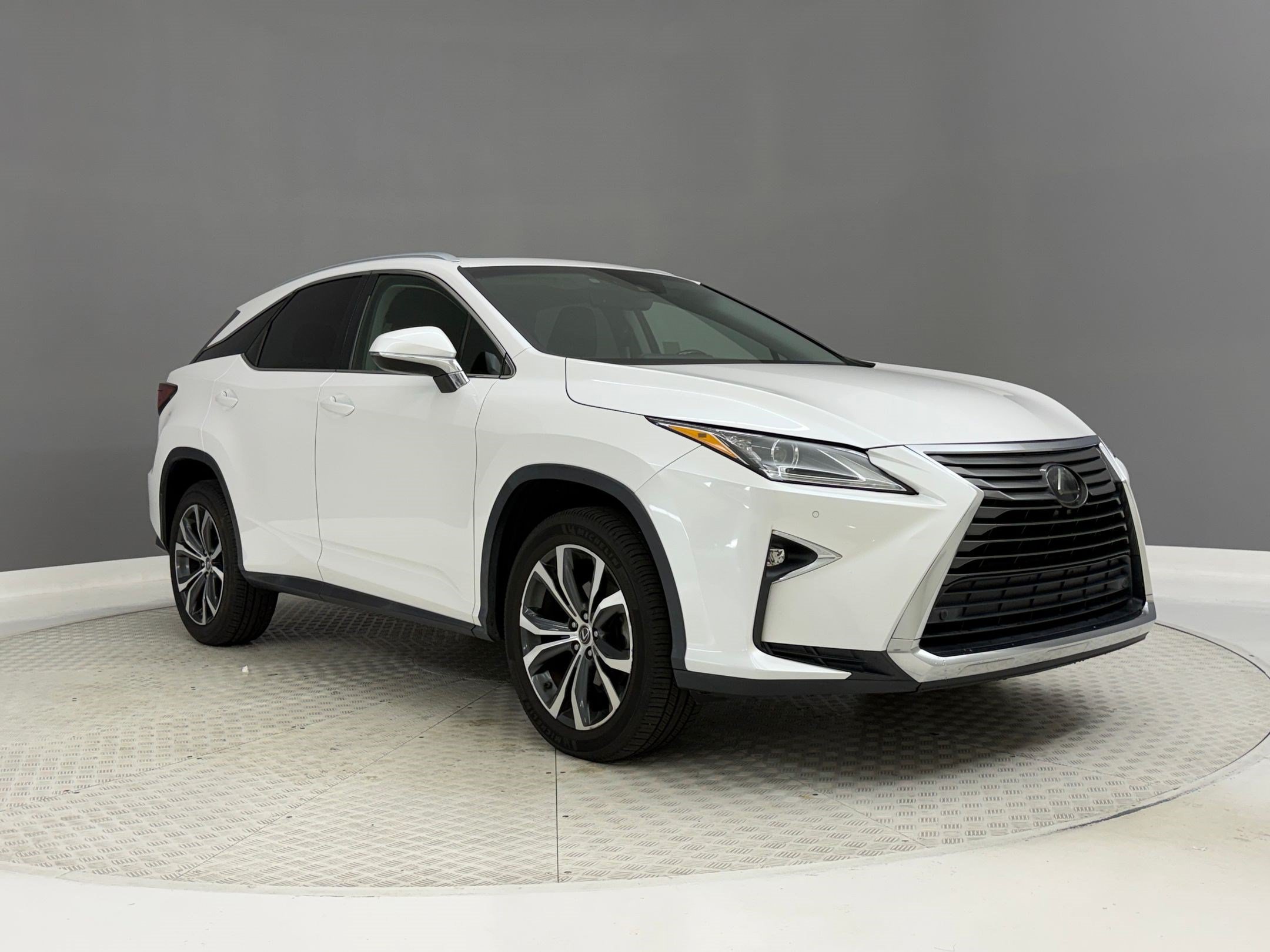 Used 2019 Lexus RX 350 FWD w/ Navigation Package image 7