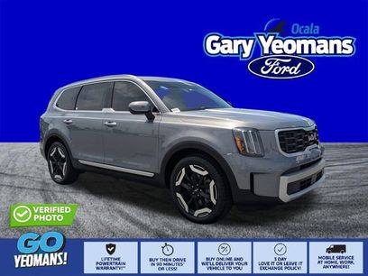Used 2024 Kia Telluride S w/ S Sunroof Package