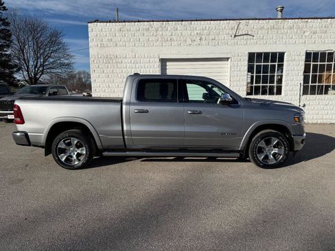 Used 2022 RAM 1500 Laramie AWD/4WD image 4