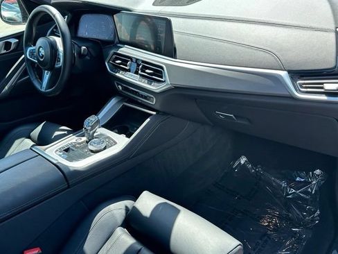 Used 2022 BMW X6 xDrive40i w/ Executive Package AWD/4WD image 10