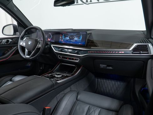 Used 2025 BMW X5 xDrive50e w/ Executive Package image 14