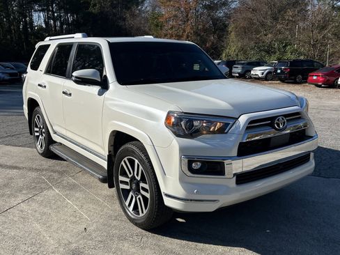 Used 2022 Toyota 4Runner Limited image 7