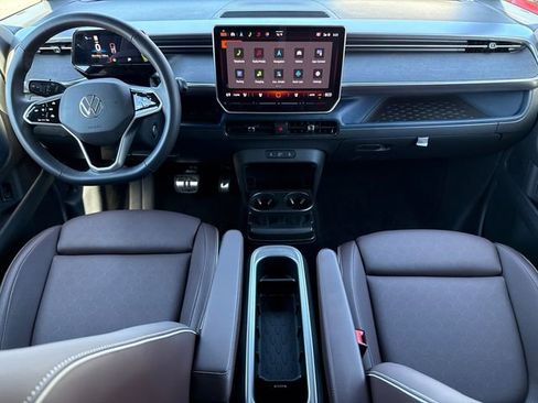 New 2025 Volkswagen ID. Buzz Pro S image 28