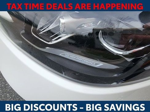 Used 2024 Mercedes-Benz C 300 Sedan image 6