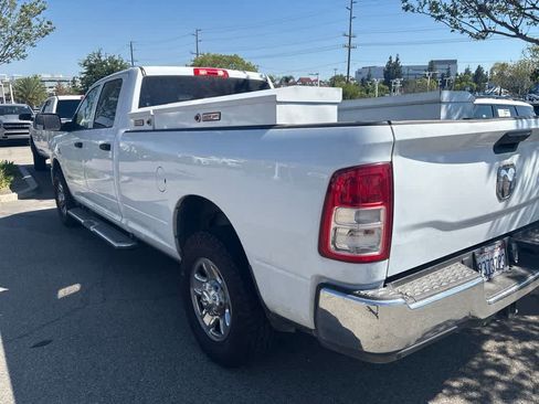 Used 2022 RAM 2500 Tradesman w/ Chrome Appearance Group RWD image 3