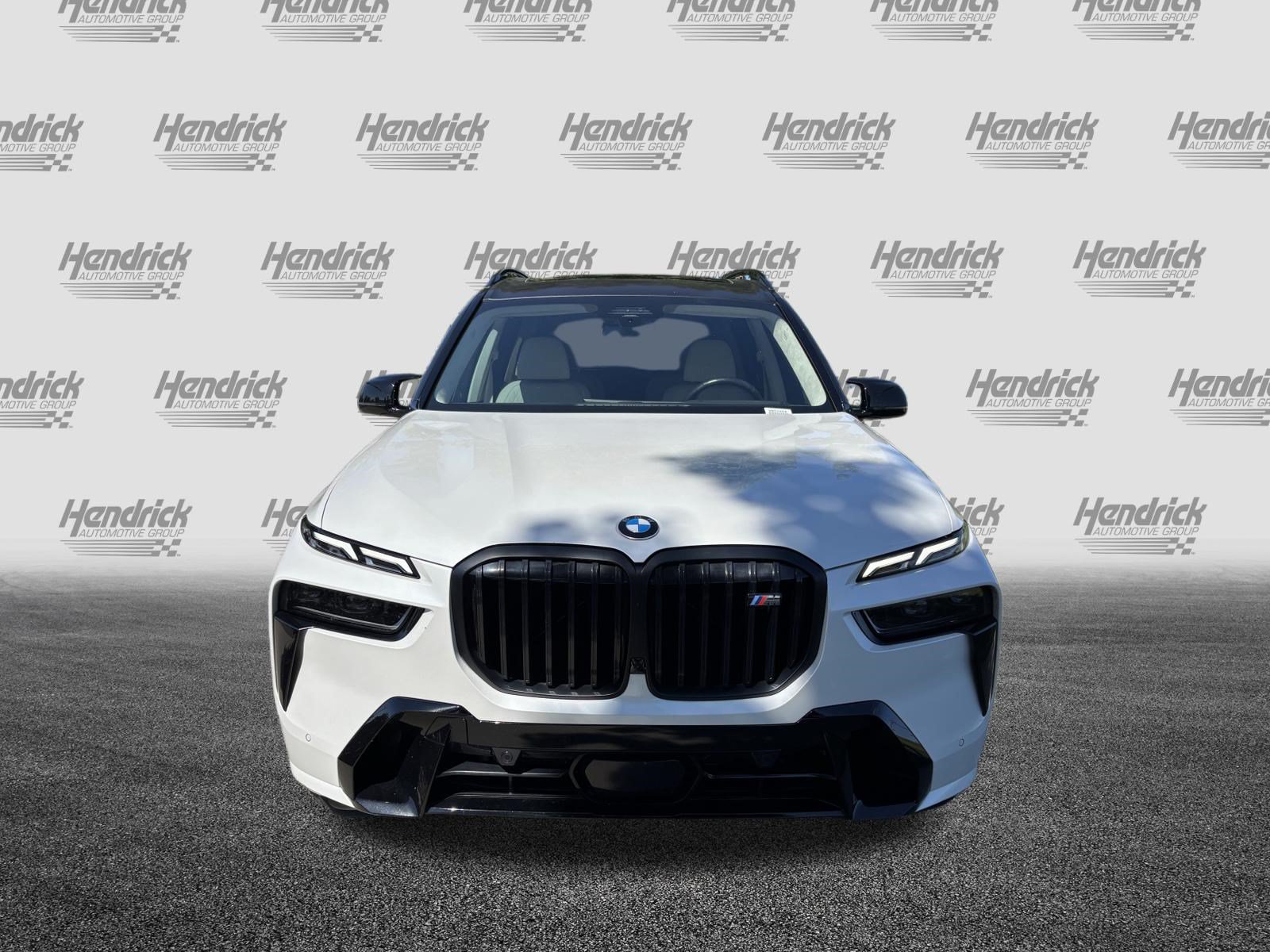 Certified 2024 BMW X7 M60i w/ Executive Package AWD/4WD image 3