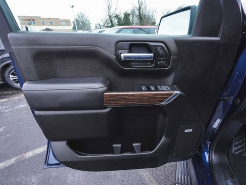 Used 2022 Chevrolet Silverado 1500 High Country w/ Safety Package II AWD/4WD image 9