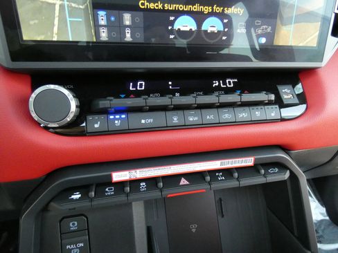 Used 2025 Toyota Tundra TRD Pro image 86