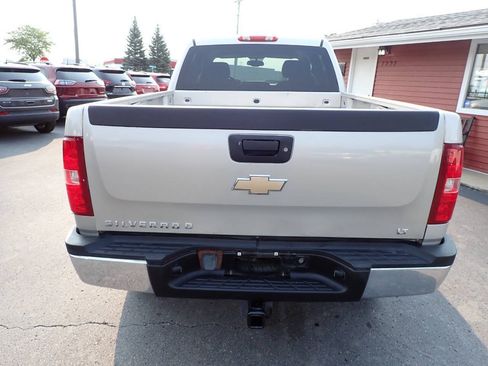 Used 2009 Chevrolet Silverado 2500 LT w/ Exterior Plus Package AWD/4WD image 5