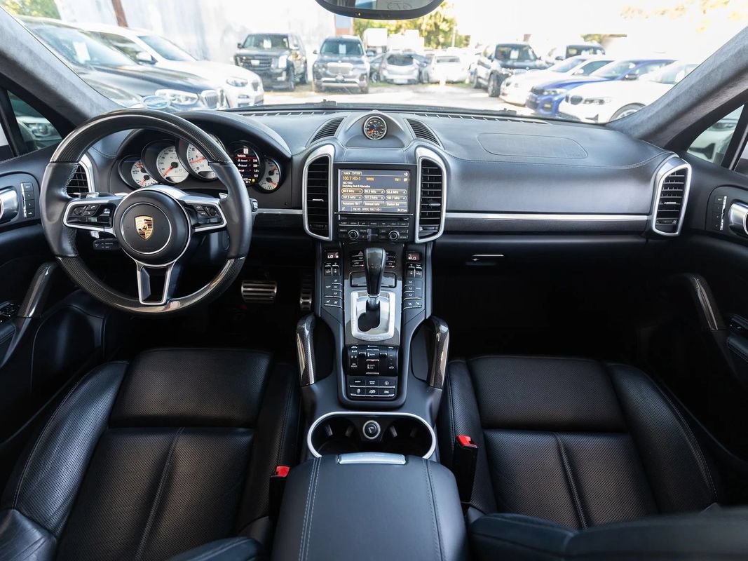 Used 2016 Porsche Cayenne GTS w/ Premium Package Plus AWD/4WD image 2