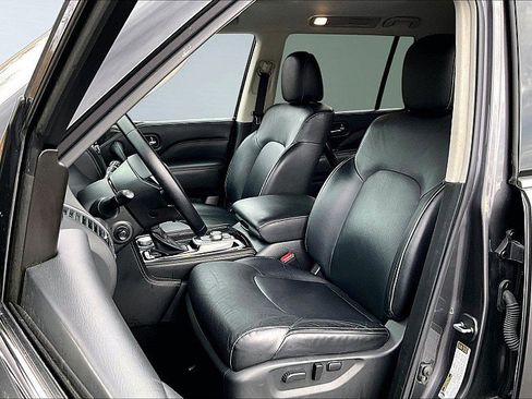 Used 2024 INFINITI QX80 Luxe image 25