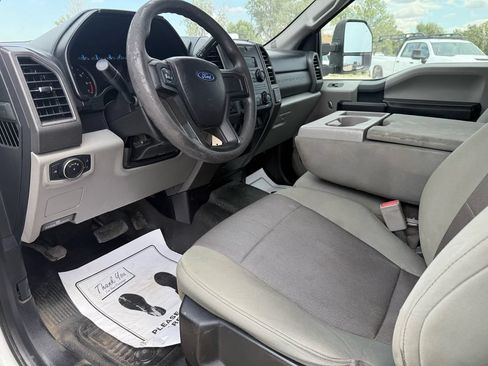 Used 2017 Ford F250 XL w/ Power Equipment Group AWD/4WD image 30