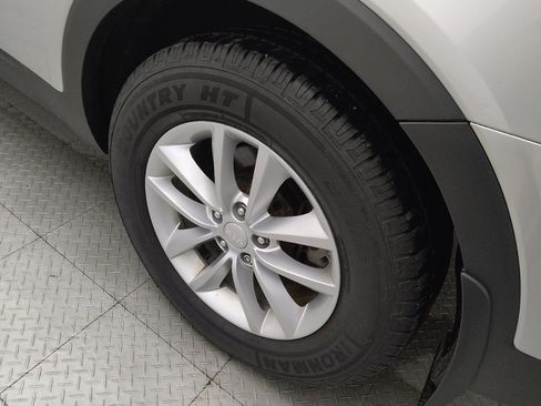 Used 2018 Kia Sorento AWD image 31