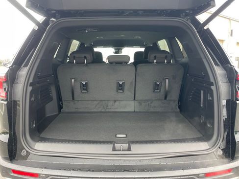 New 2026 GMC Acadia Elevation image 31