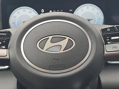 New 2026 Hyundai Elantra Limited FWD image 12