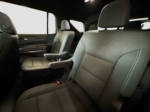 New 2026 Chevrolet Traverse LT w/ LPO, Floor Liner Package AWD/4WD image 24