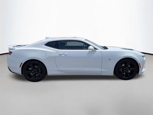 Used 2017 Chevrolet Camaro SS RWD image 3