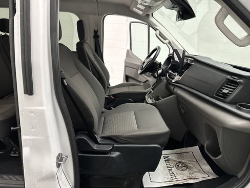 Used 2023 Ford Transit 350 XLT image 23