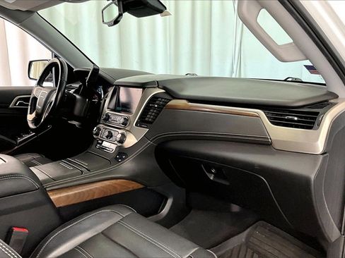 Used 2020 GMC Yukon Denali image 28