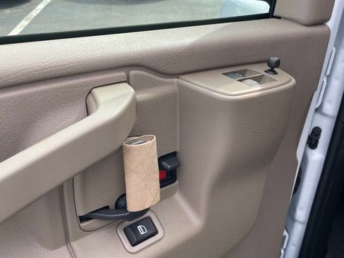 New 2025 Chevrolet Express 2500 w/ Driver Convenience Package image 8