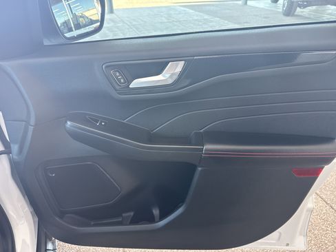 Used 2023 Ford Escape ST-Line w/ Equipment Group 301A image 18