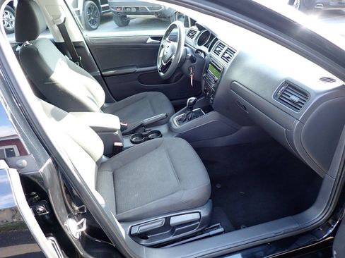Used 2015 Volkswagen Jetta S w/ Welcome Package FWD image 9