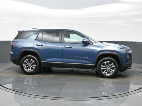 Used 2026 Chevrolet Equinox LT w/ Convenience Package II image 7