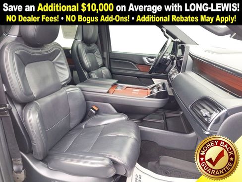 Used 2023 Lincoln Navigator Reserve image 22