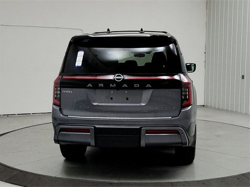 New 2025 Nissan Armada Platinum Reserve image 6