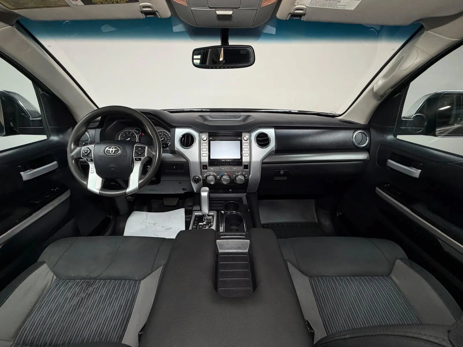 Used 2016 Toyota Tundra SR5 w/ SR5 Upgrade Package AWD/4WD image 19