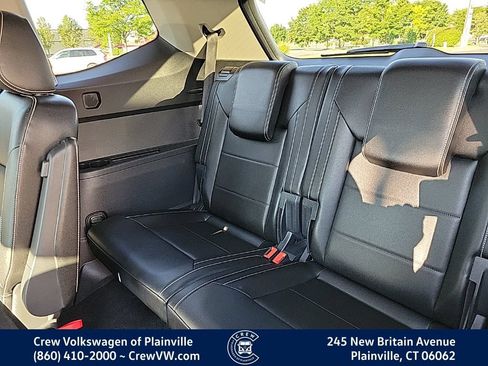 Used 2023 Volkswagen Atlas SEL AWD/4WD image 52
