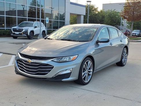 Used 2024 Chevrolet Malibu LT FWD image 3