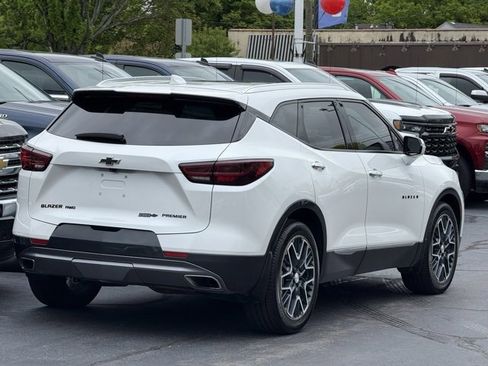 Used 2023 Chevrolet Blazer Premier w/ Enhanced Convenience Package image 7