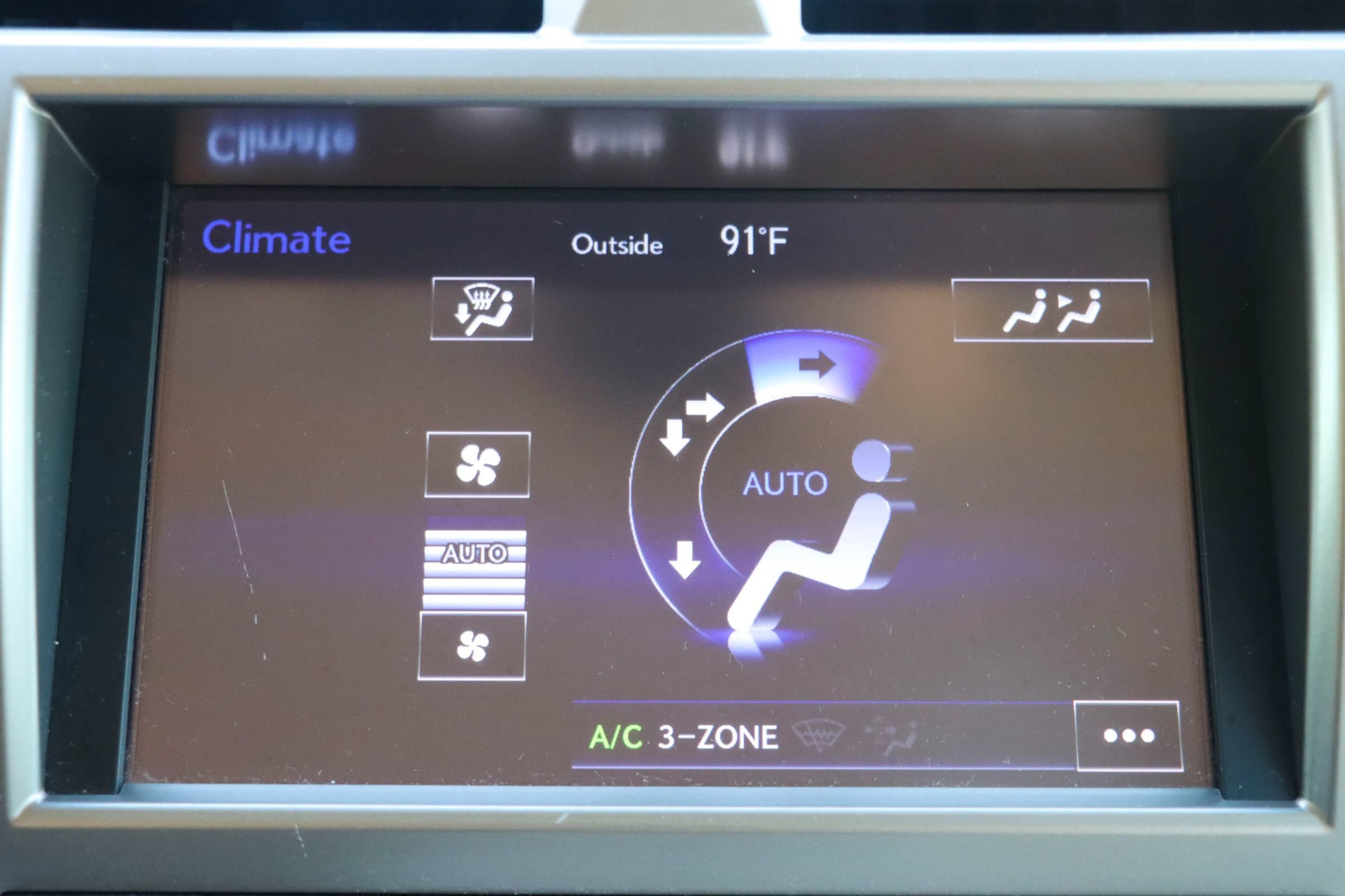 Used 2015 Lexus GX 460 Luxury AWD/4WD image 43