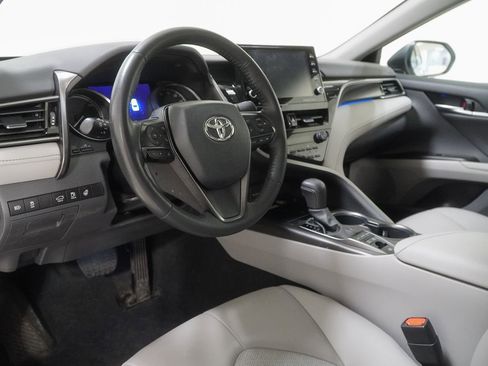 Used 2022 Toyota Camry XSE w/ Cold Weather Package FWD image 20