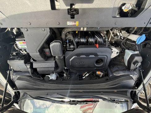 Used 2019 Hyundai Santa Fe SEL FWD image 25