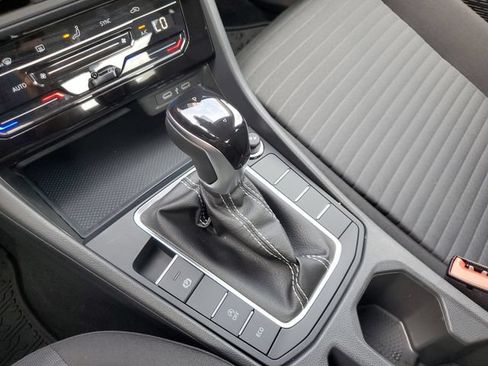 Used 2026 Volkswagen Jetta S FWD image 22