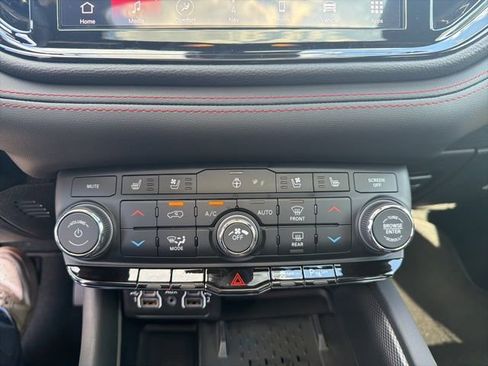 New 2026 Dodge Durango GT AWD/4WD image 13