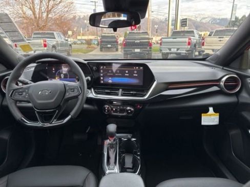 New 2026 Chevrolet Trax RS w/ Driver Confidence Package image 11