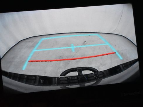 Used 2020 Toyota Tacoma SR image 19