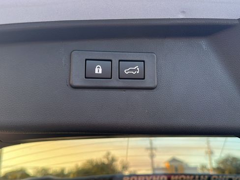 Certified 2025 Subaru Outback Premium w/ Popular Package #1A image 25