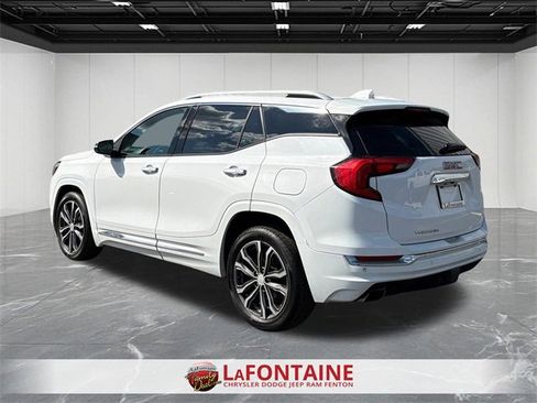 Used 2018 GMC Terrain Denali w/ Comfort Package image 5