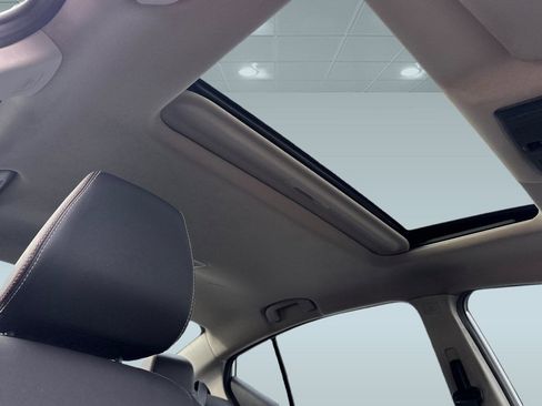 Used 2023 Nissan Altima 2.5 SR w/ SR Premium Package image 15