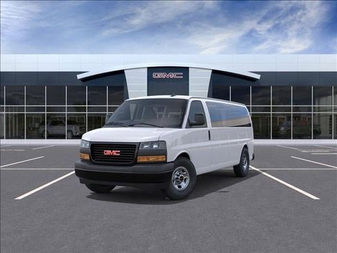 New 2025 GMC Savana 3500 Extended image 8