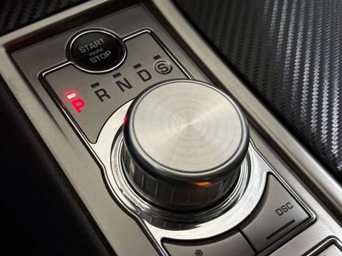 Used 2011 Jaguar XF Premium RWD image 18