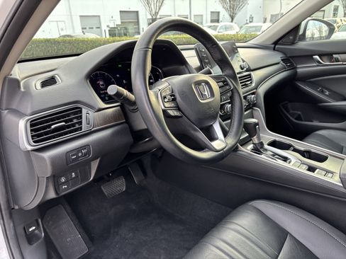 Used 2021 Honda Accord EX-L image 16