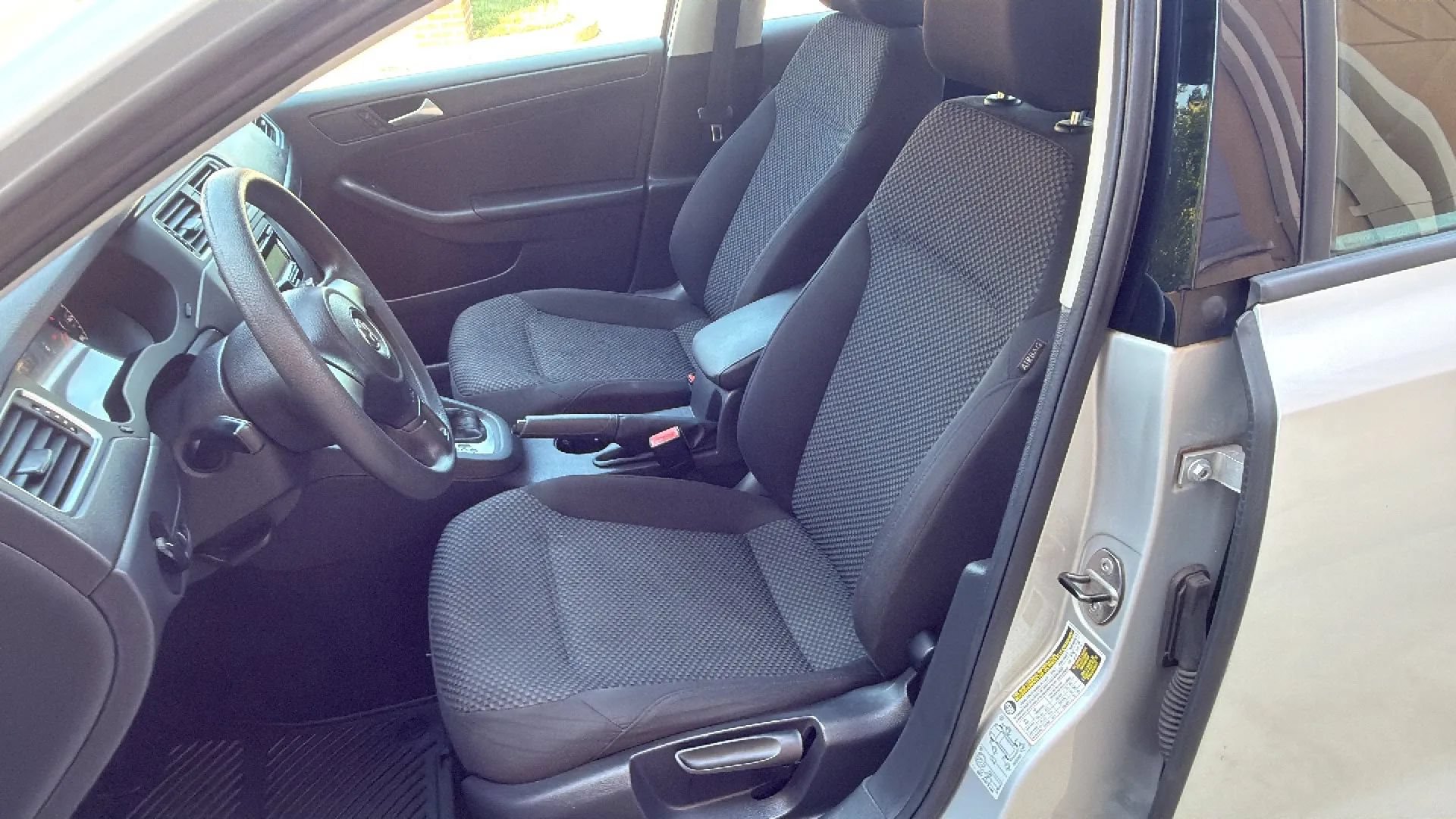Used 2014 Volkswagen Jetta S FWD image 11